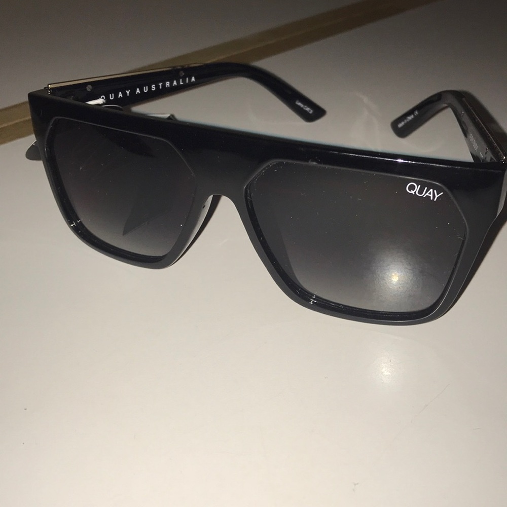 Quay sunglasses